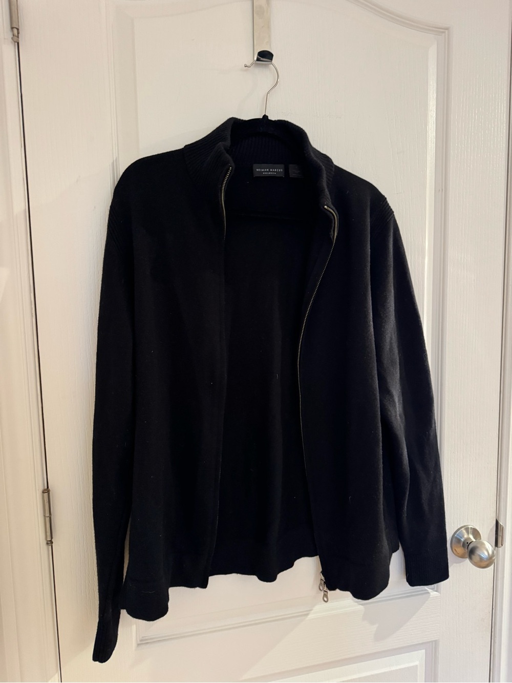 Neiman Marcus merino wool men's zip-up
